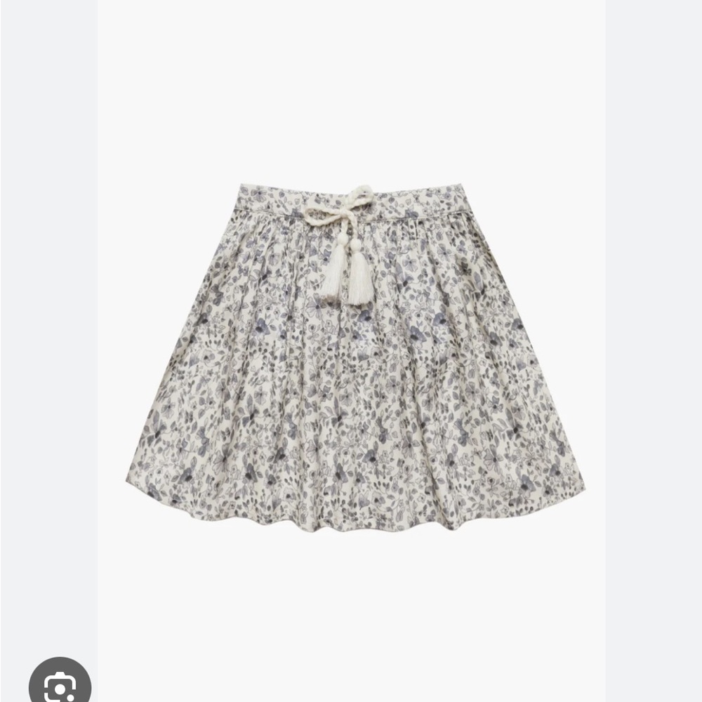 NWT Rylee and Cru Floral Print Skirt in Cream and Gray